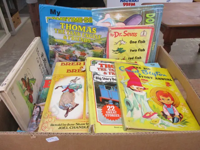 Books Image 1++