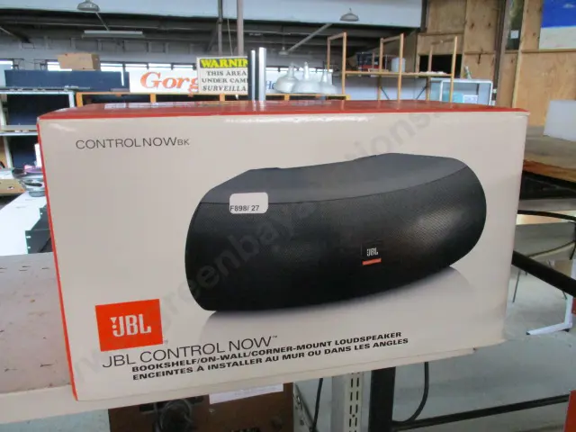 Speakers Image 1++