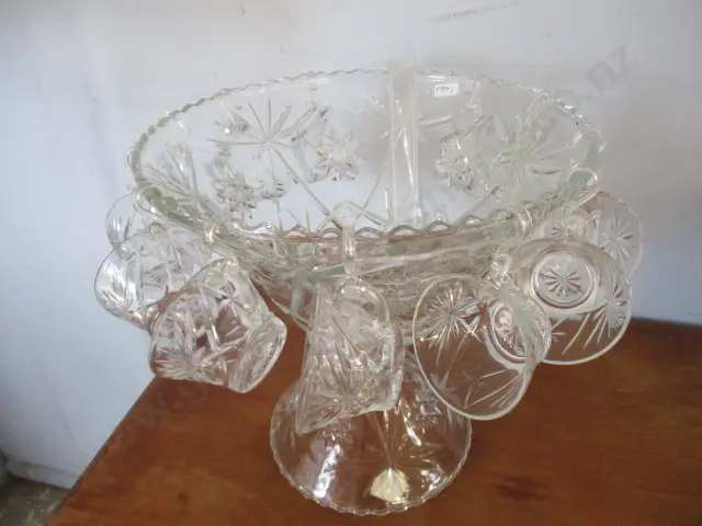 Punch Bowl Set Image 1++