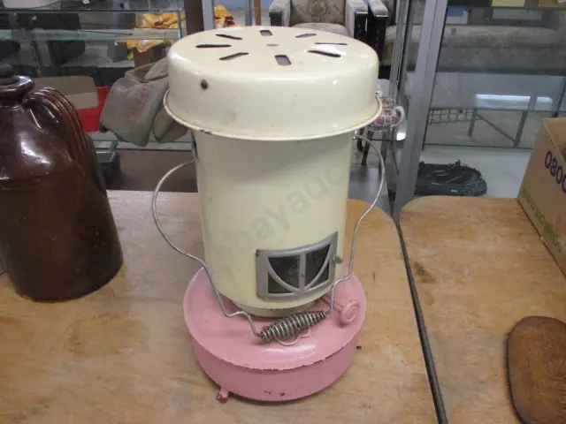 Vintage Heater Image 1++