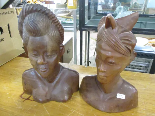 Carved Figures Image 1++