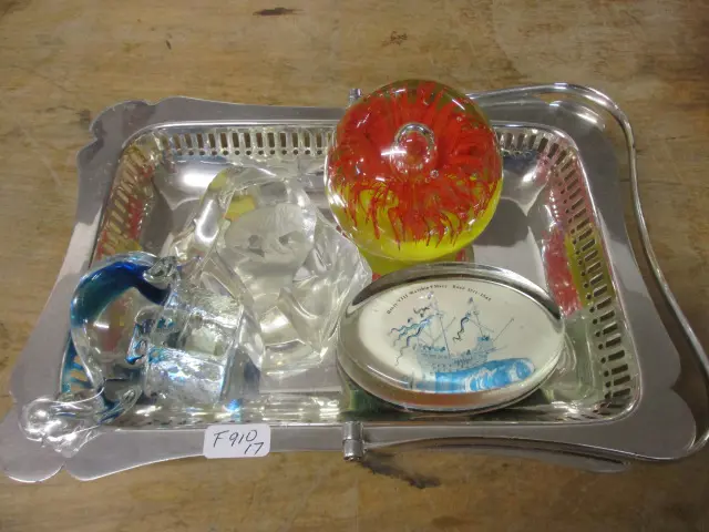 Paperweights Image 1++