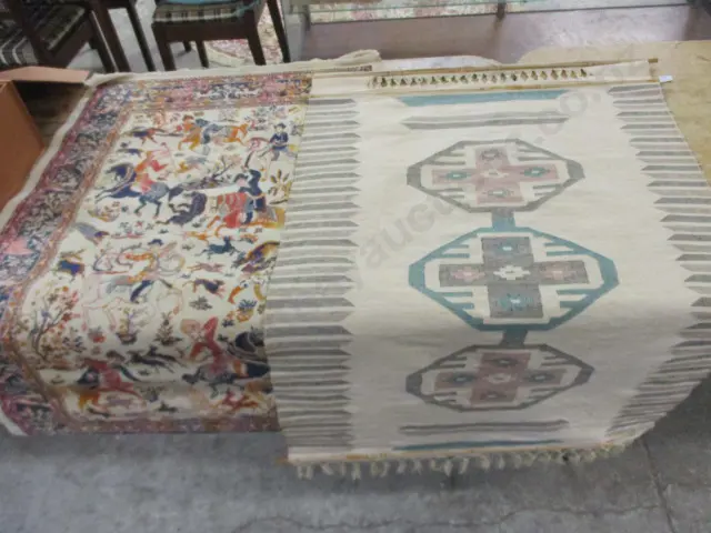 Rug and Hanging Image 1++