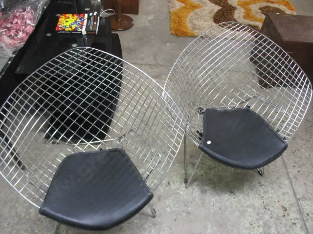 Pr Metal Chairs Image 1++