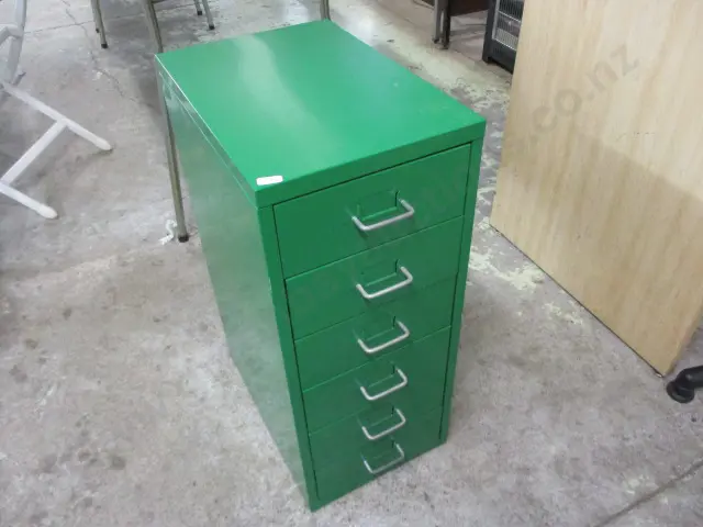 Metal Drawers Image 1++