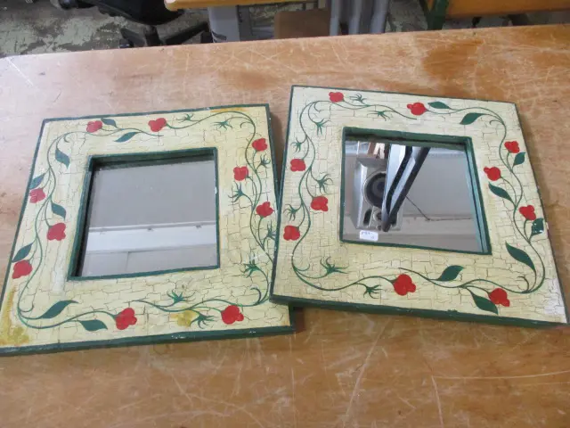 2 Mirrors Image 1++