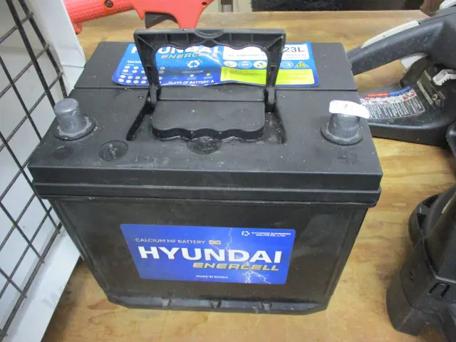 Car Battery Image 1++