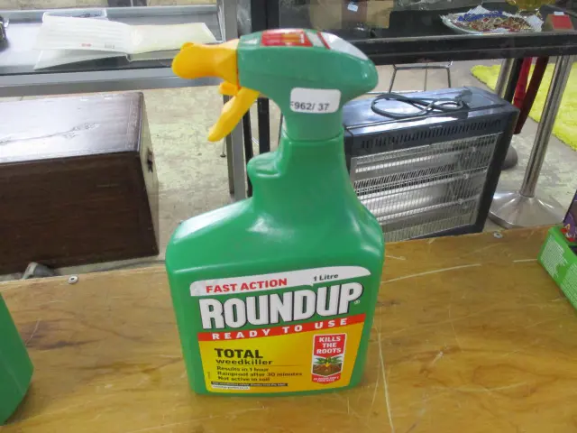 Weedkiller Image 1++