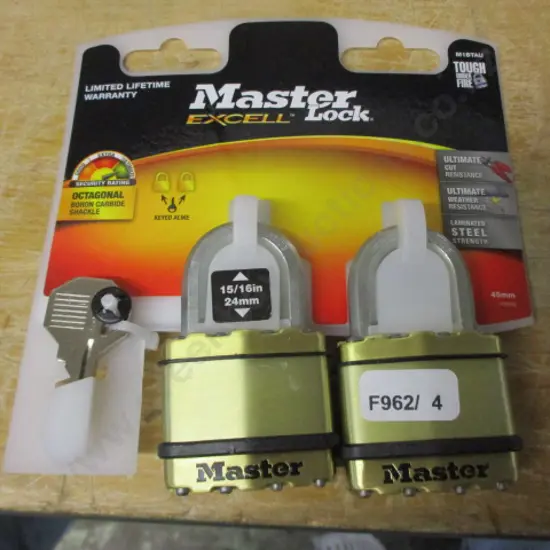 2 Padlocks