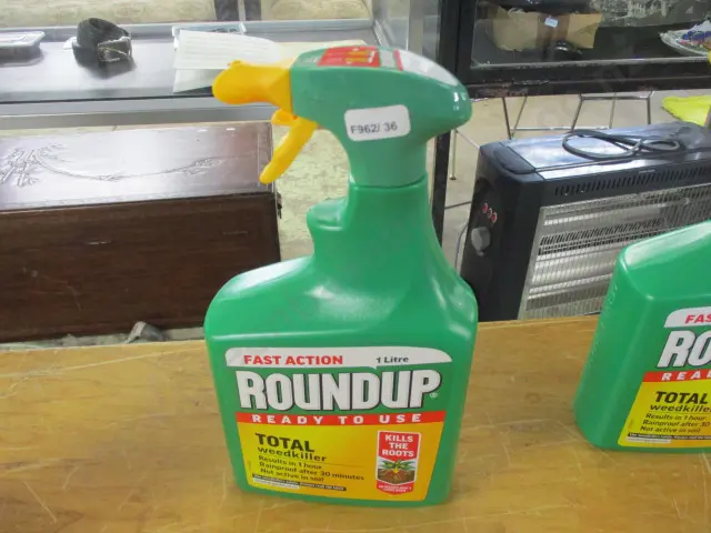 Weedkiller Image 1++