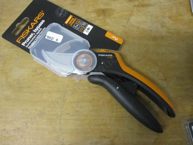 Pruner Image 1++