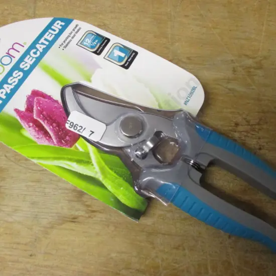 Pruner