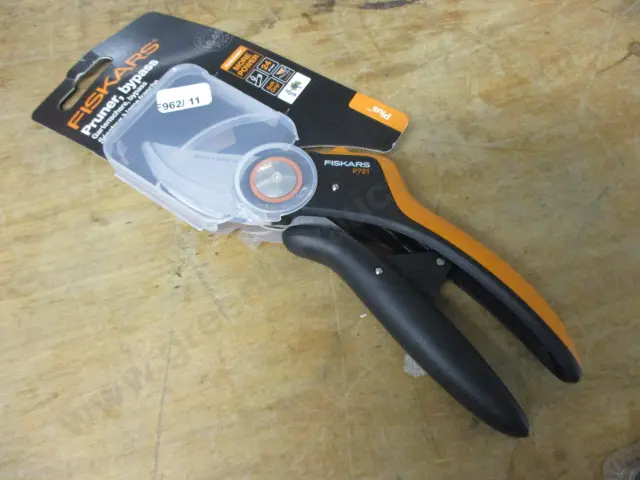 Pruner Image 1++