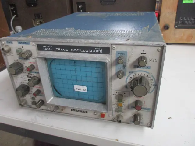 Osciliscope Image 1++