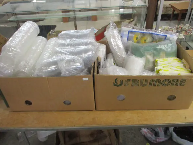 2 Boxes Asst Image 1++