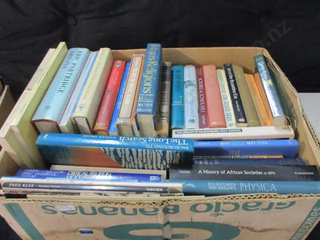 Books Image 1++