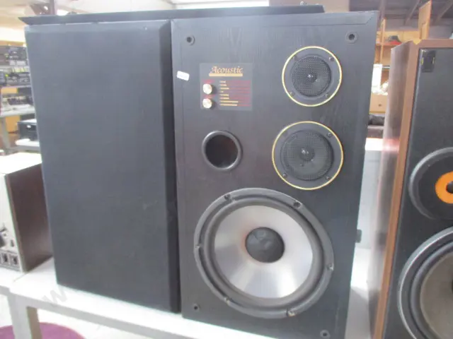 Speakers Image 1++