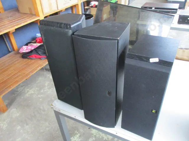 Speakers Image 1++