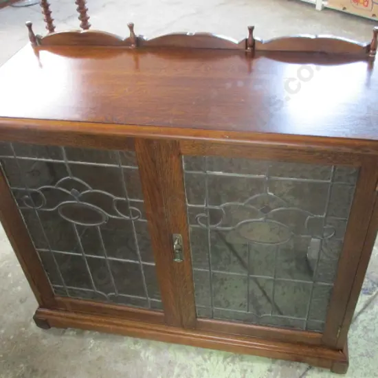 Leadlight Cab