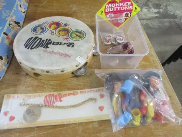 Monkeys Memorabilia Image 1++