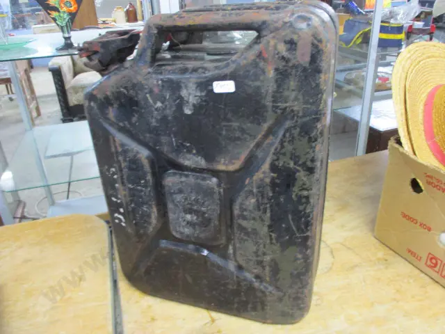 Military Jerry Can Image 1++
