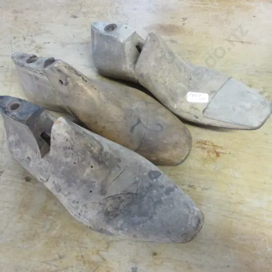 Shoe Stretchers