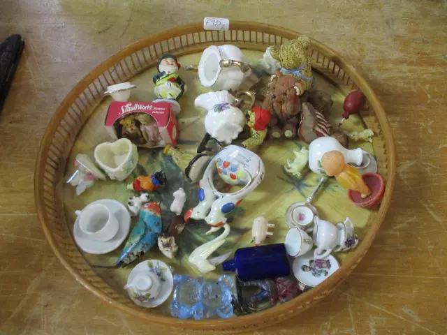 Miniatures Image 1++