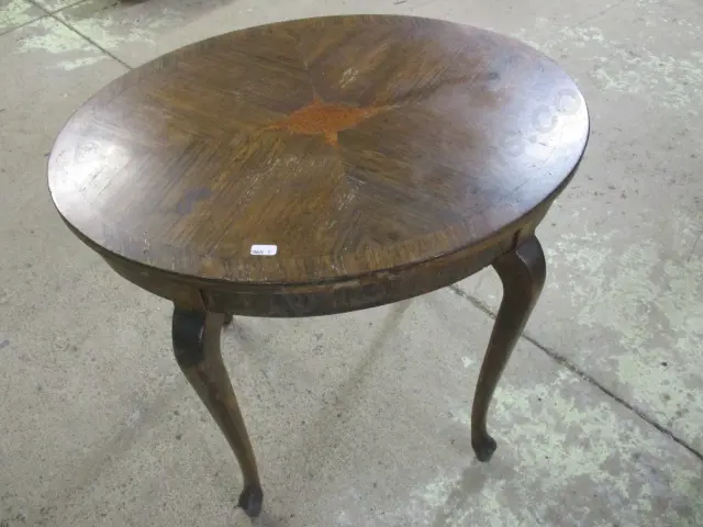 Side Table Image 1++
