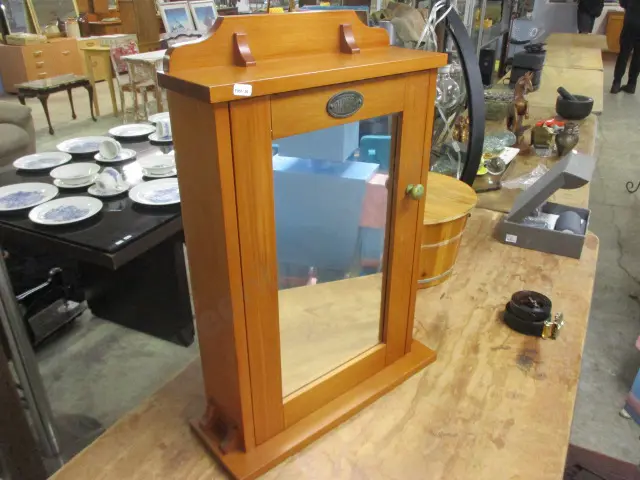 Wall Cabinet Image 1++
