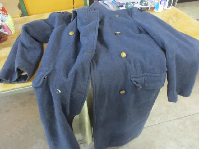 Trench Coat Image 1++