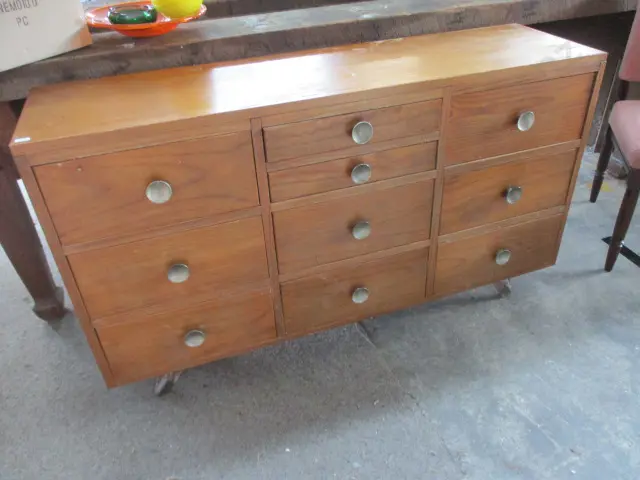 Retro Lowboy Image 1++