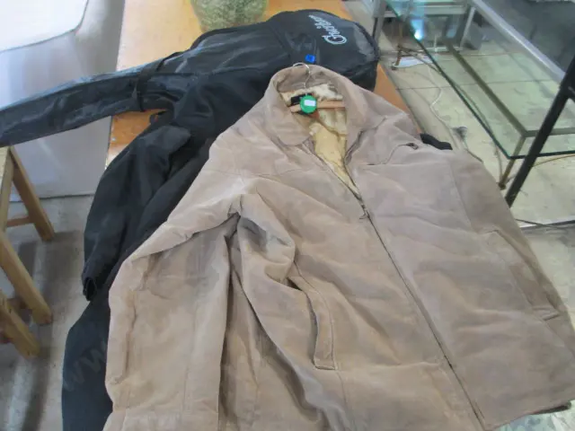 2 Jackets Image 1++