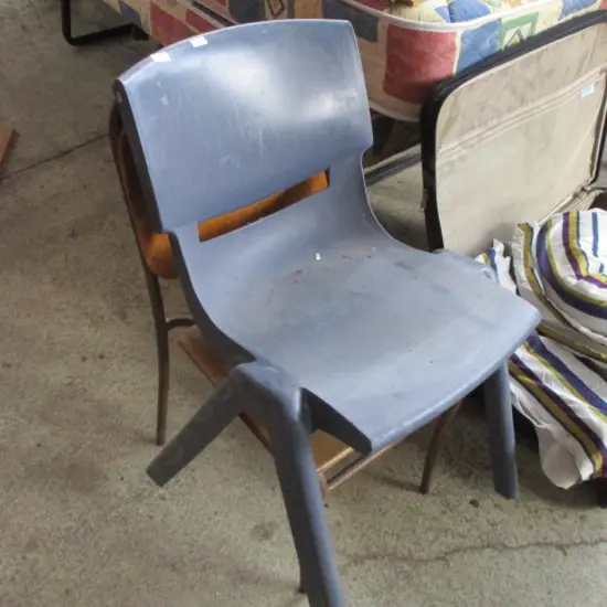 2 Chairs