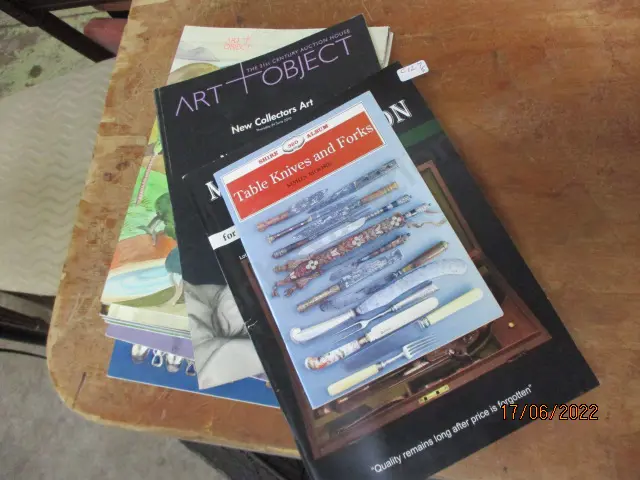 Catalogues Image 1++