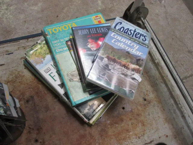 Books and Dvds Image 1++