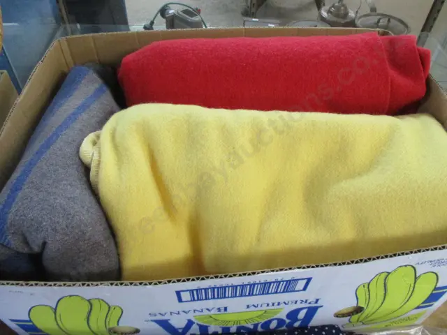 Blankets Image 1++