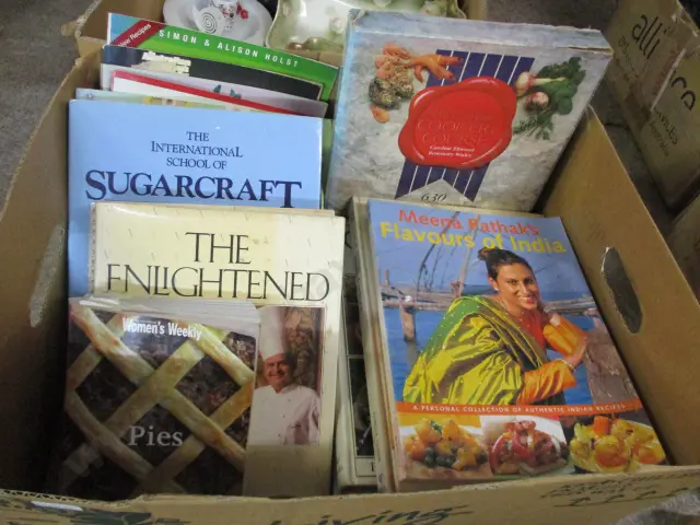 Books Image 1++