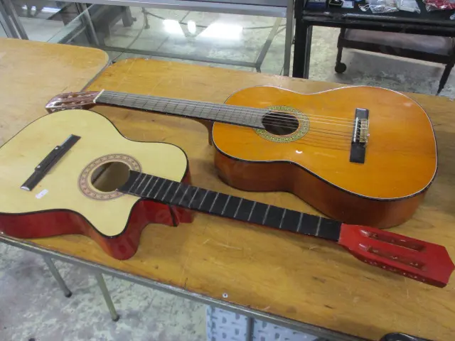 2 Guitars (for Repair) Image 1++