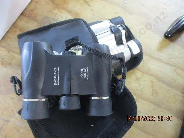 2 Binoculars Image 1++