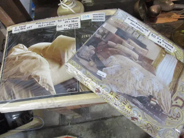 Bed Covers Image 1++