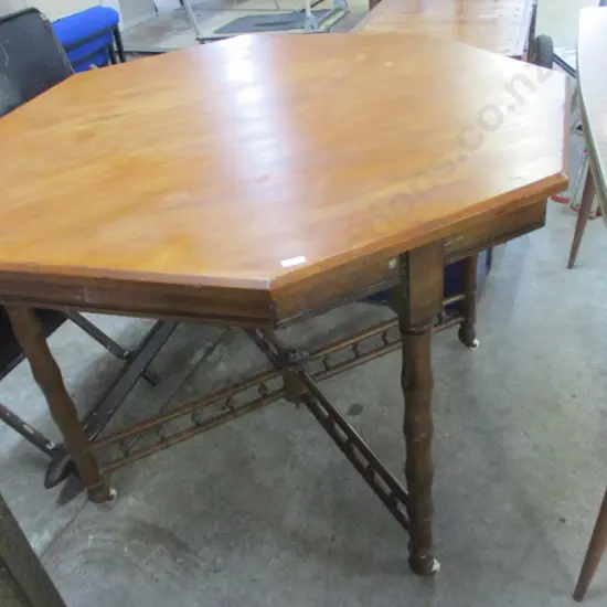 Kauri Table
