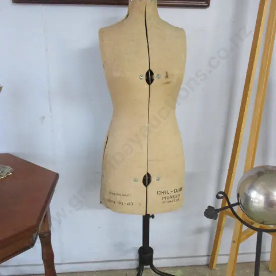 Vintage Chil Daw Mannequin