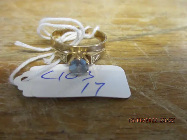 9ct Gold Ring Image 1++