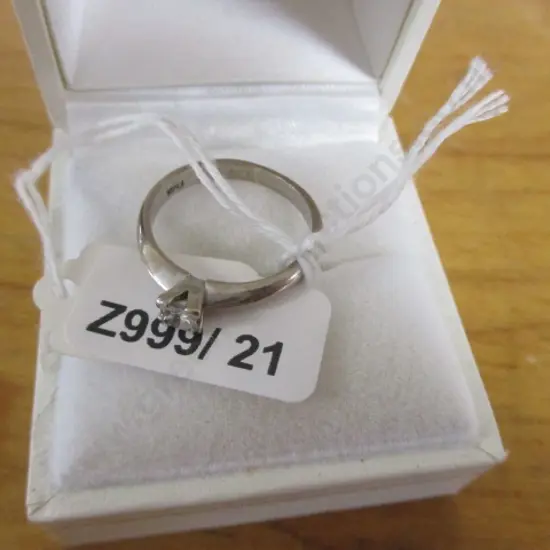 14ct Diamond Ring