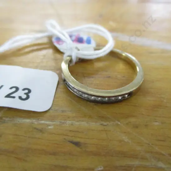 9ct Diamond Ring