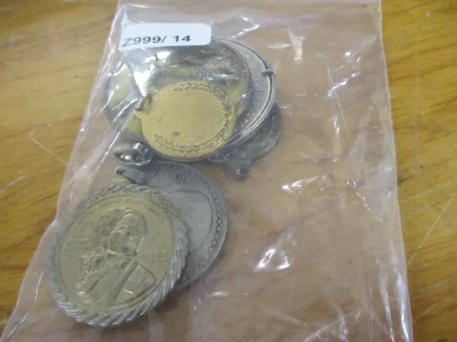 Medallians Image 1++