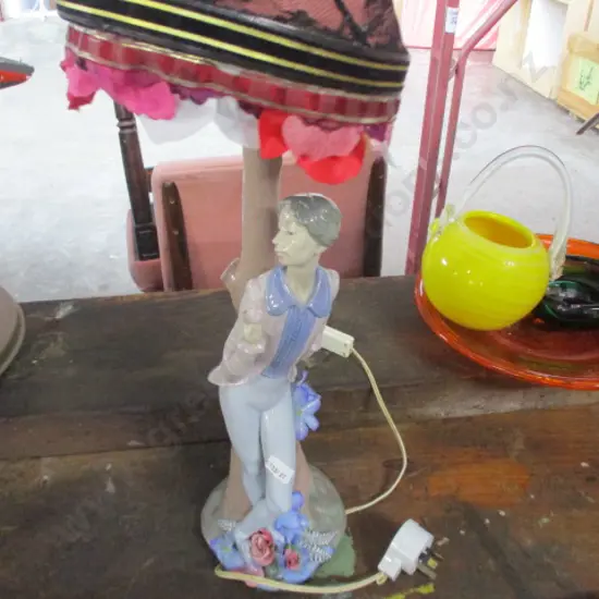 Nao Lamp