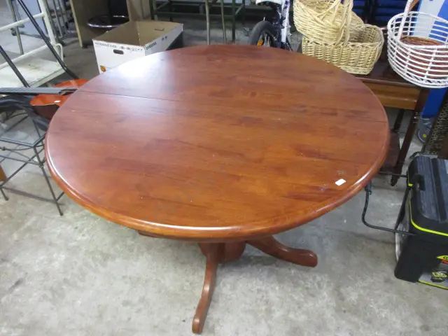 Dining Table Image 1++