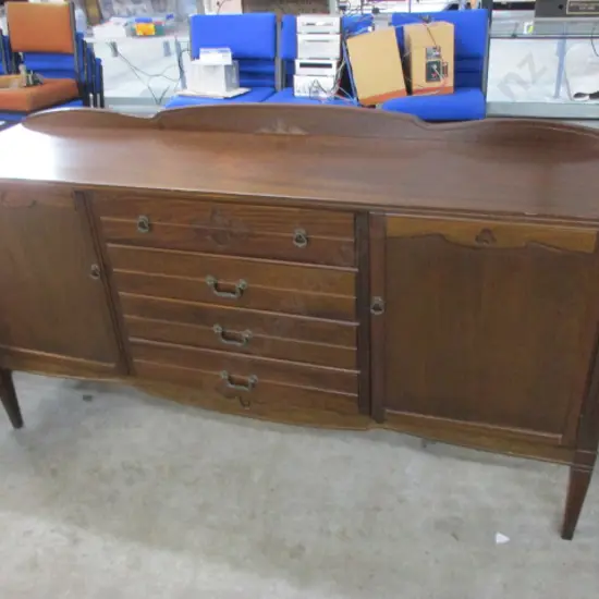 Sideboard