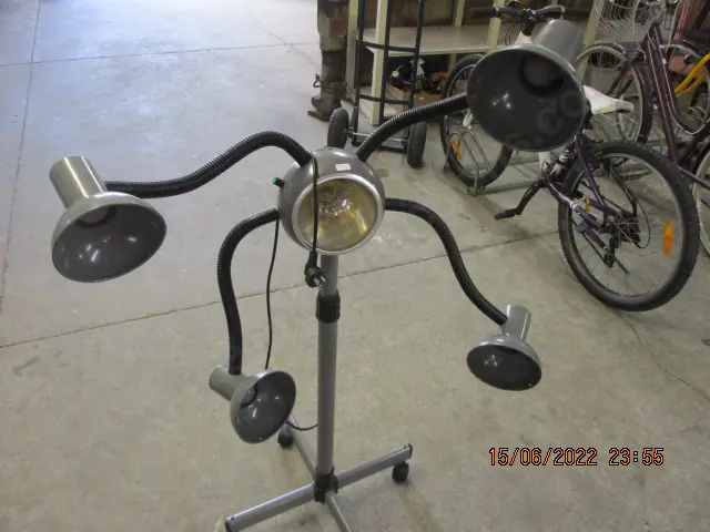 Multi Head Lamp Image 1++